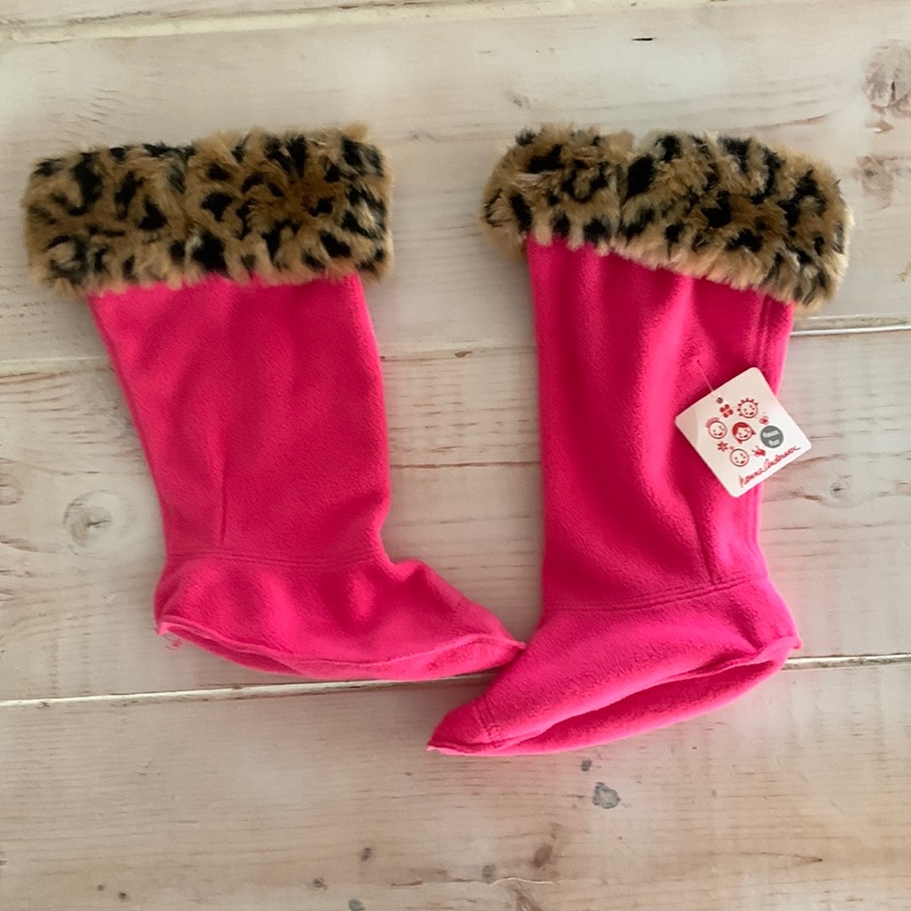 NWT Hanna andersson hot pink and faux leapord print fleece boot socks